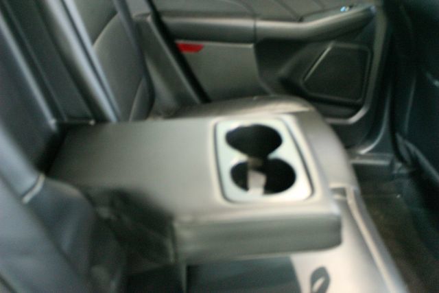 Used 2025 Ford Escape Platinum AWD/4WD image 13