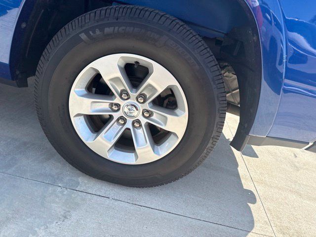 Used 2019 RAM 1500 Laramie AWD/4WD image 7