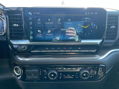 Used 2025 Chevrolet Silverado 1500 LT image 8