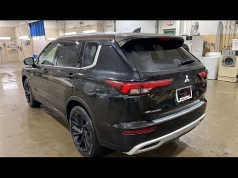Used 2023 Mitsubishi Outlander SEL 40th Anniversary image 12