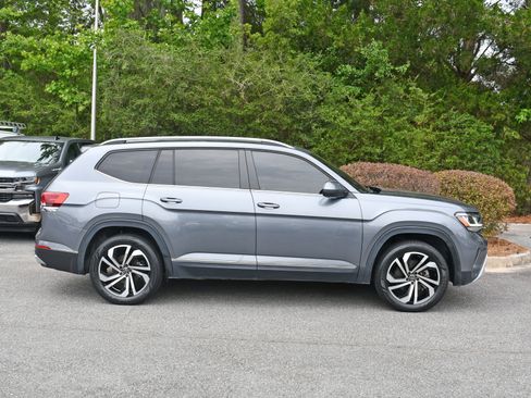 Used 2022 Volkswagen Atlas SEL AWD/4WD image 5
