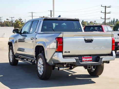 New 2026 Toyota Tacoma SR5 AWD/4WD image 5