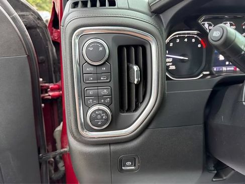 Used 2019 GMC Sierra 1500 SLT w/ SLT Premium Plus Package AWD/4WD image 16