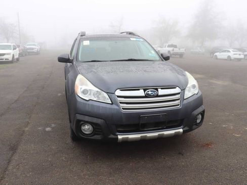 Used 2014 Subaru Outback 2.5i Limited image 3