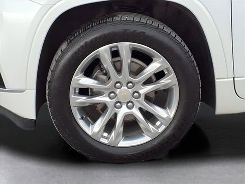 Used 2019 Chevrolet Traverse High Country w/ LPO, Cargo Package image 12
