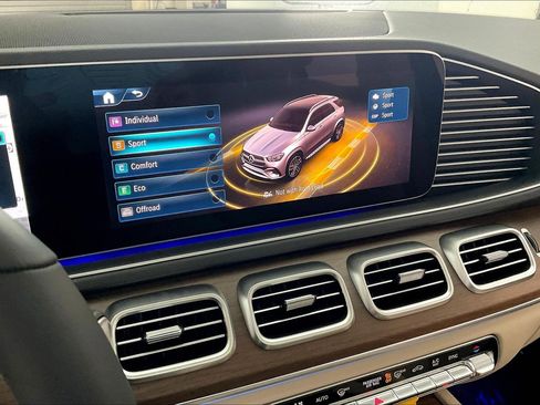 New 2026 Mercedes-Benz GLE 450 4MATIC image 23