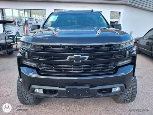 Used 2019 Chevrolet Silverado 1500 RST image 3