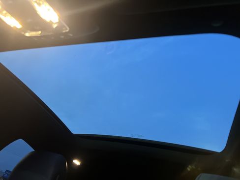 Used 2022 Mercedes-Benz CLA 250 4MATIC image 28