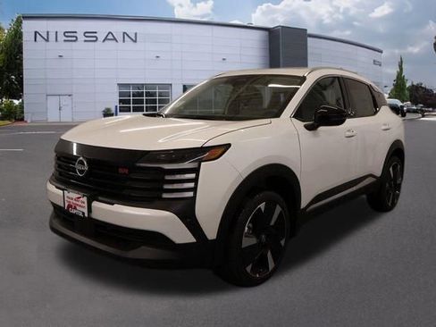 New 2026 Nissan Kicks SR w/ SR Premium Package AWD/4WD image 5