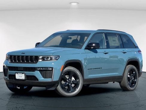New 2026 Jeep Grand Cherokee Limited AWD/4WD image 1