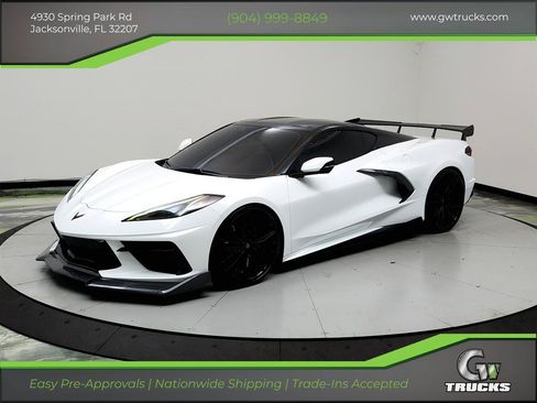 Used 2021 Chevrolet Corvette Stingray Coupe w/ 1LT RWD image 1