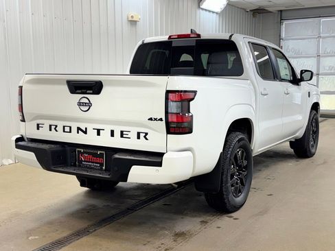 New 2026 Nissan Frontier SV w/ SV Convenience Package AWD/4WD image 5