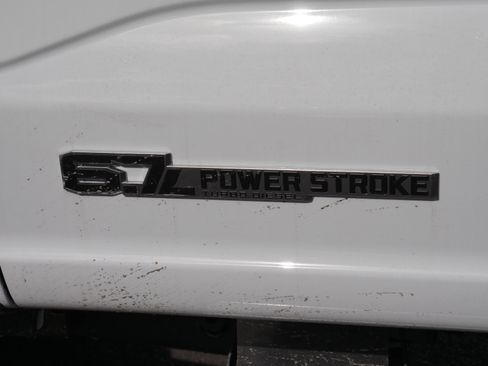 New 2026 Ford F250 XLT w/ XLT Premium Package AWD/4WD image 19