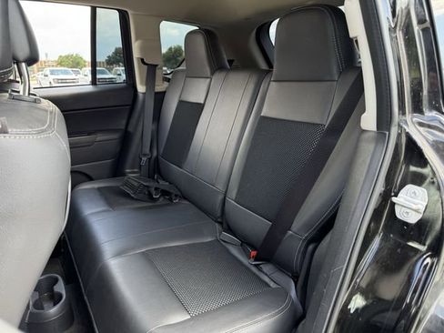 Used 2015 Jeep Compass Sport w/ Power Value Group FWD image 18