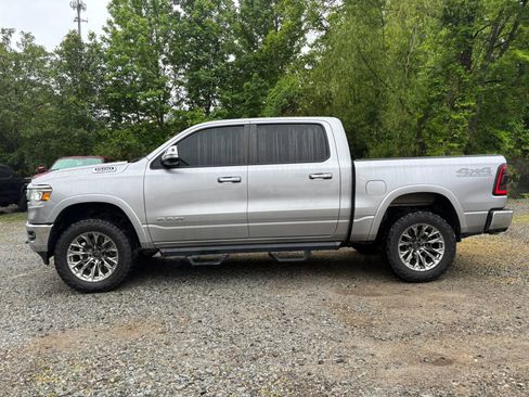 Used 2021 RAM 1500 Laramie w/ Off Road Group AWD/4WD image 2