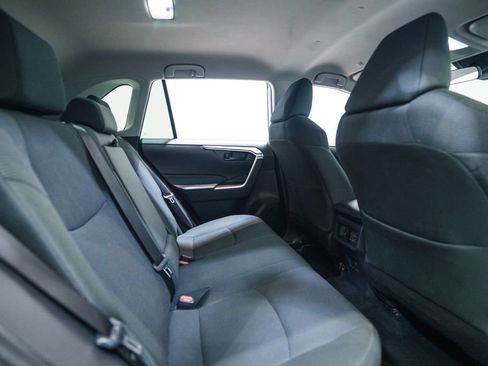 Used 2025 Toyota RAV4 LE AWD/4WD image 30