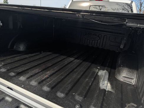 Used 2022 Ford F150 Lariat w/ Equipment Group 501A Mid image 20