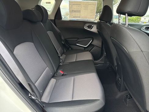 New 2025 Kia Soul S image 11