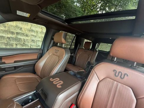 Used 2022 Ford Expedition King Ranch AWD/4WD image 21