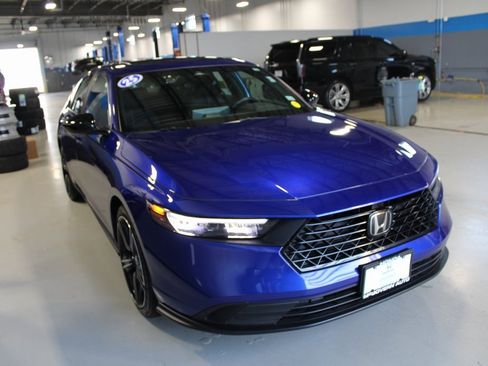 Certified 2025 Honda Accord Sport image 4