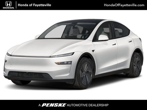 Used 2026 Tesla Model Y Long Range AWD/4WD image 1
