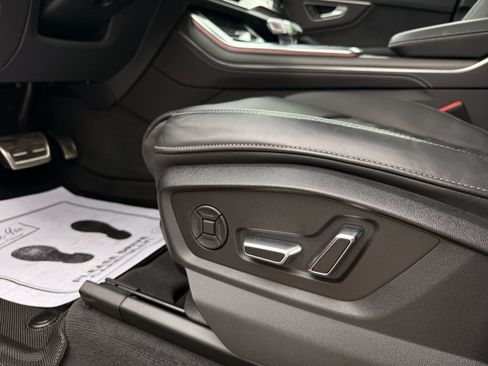 Used 2024 Audi SQ8 Premium Plus image 46