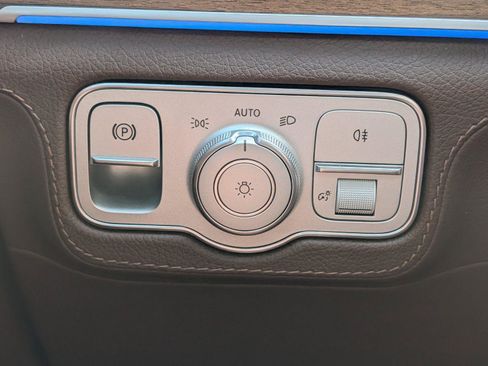 Used 2024 Mercedes-Benz GLE 350 4MATIC image 29