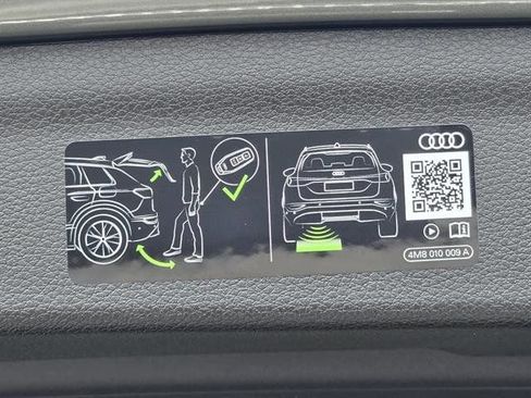 New 2025 Audi Q3 2.0T Premium image 14