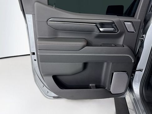 Used 2025 GMC Sierra 1500 AT4X AWD/4WD image 25