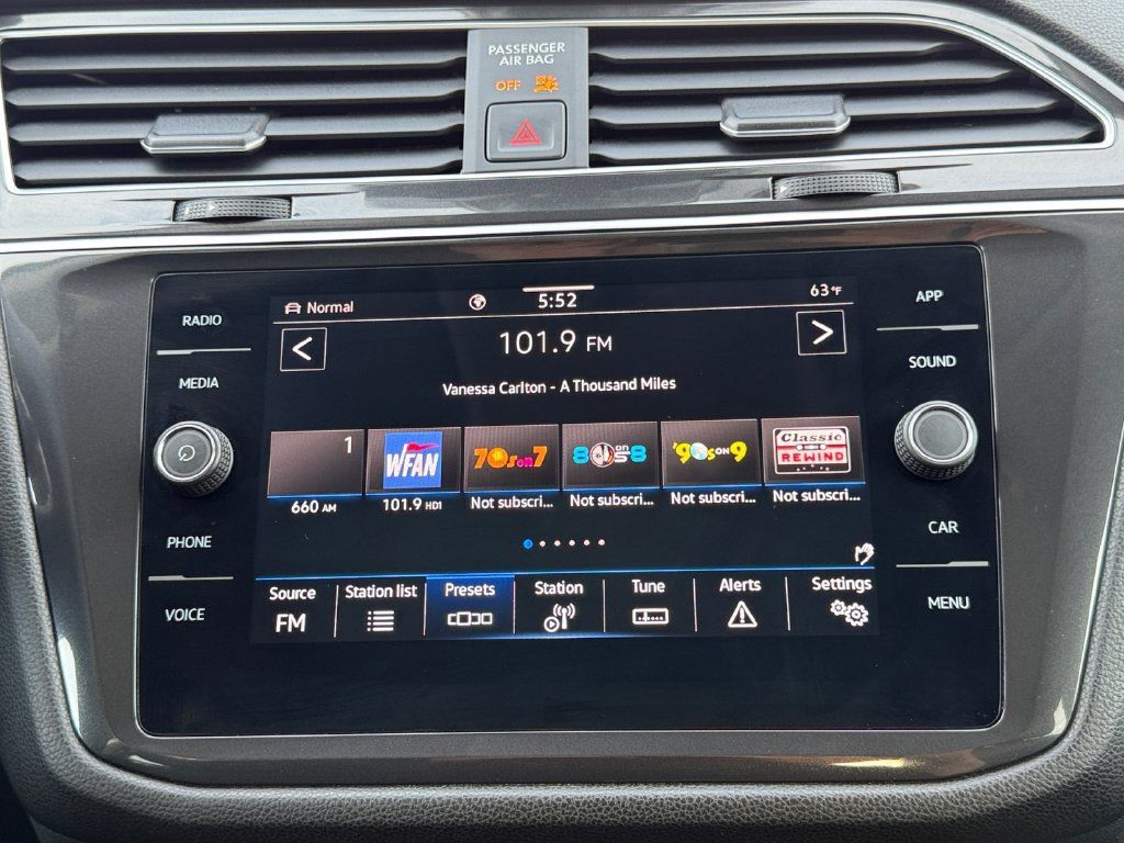 Used 2023 Volkswagen Tiguan SE w/ Panoramic Sunroof Package AWD/4WD image 14
