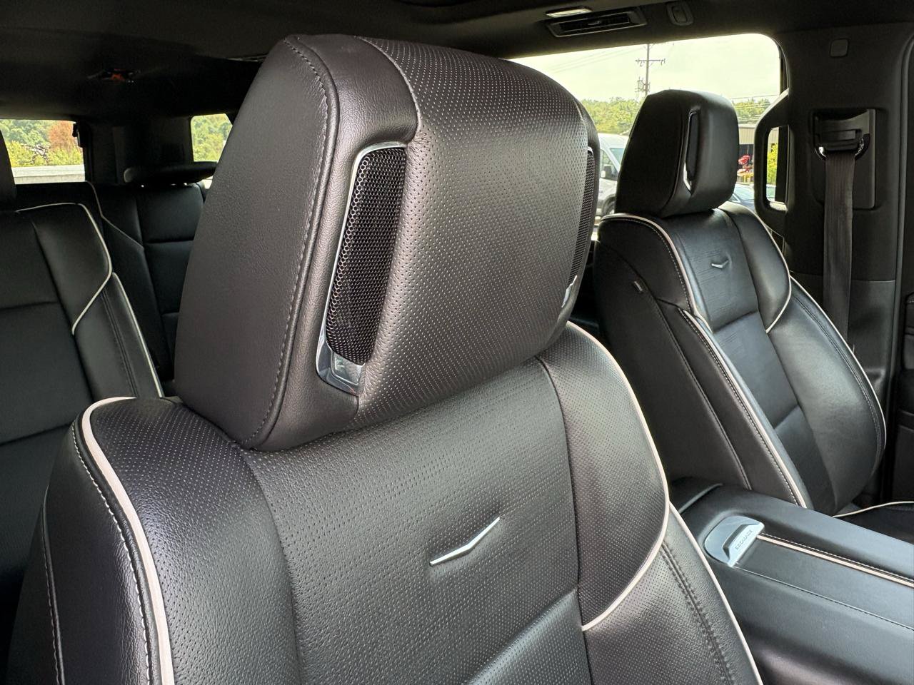 Used 2023 Cadillac Escalade ESV Premium Luxury w/ LPO, Radiant Package AWD/4WD image 43