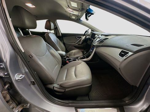 Used 2016 Hyundai Elantra Limited image 30