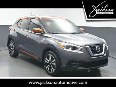 Used 2019 Nissan Kicks SV
