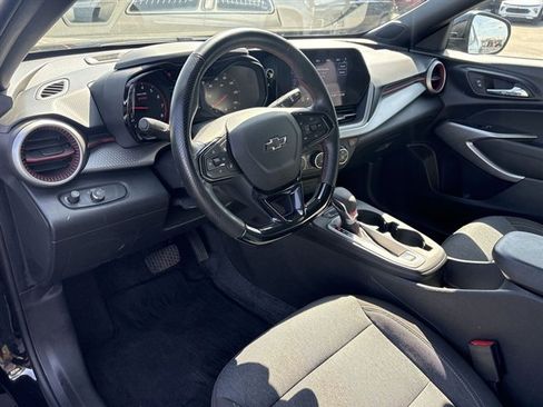 Used 2024 Chevrolet Trax RS w/ Driver Confidence Package image 10