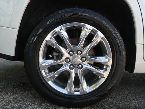 Used 2021 Chevrolet Traverse High Country FWD image 59