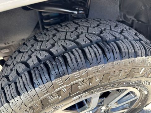 Used 2016 Toyota Tundra SR5 w/ TRD Off Road Package image 35