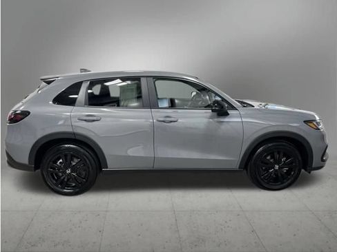 Certified 2026 Honda HR-V Sport image 7