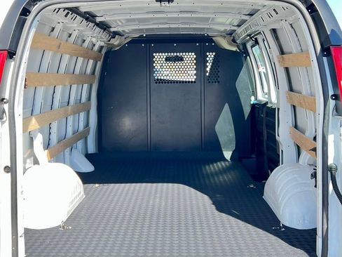 Used 2024 Chevrolet Express 2500 w/ Driver Convenience Package image 25