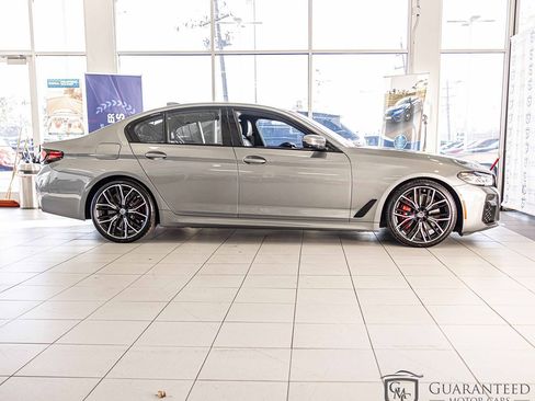 Used 2023 BMW M550i xDrive M550i xDrive w/ Executive Package image 10
