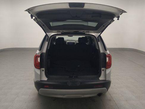 Used 2020 GMC Acadia SLE FWD image 29