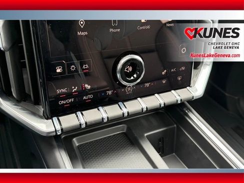 New 2026 GMC Acadia Elevation w/ Black Edition AWD/4WD image 32