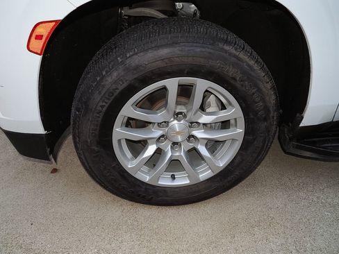 Certified 2023 Chevrolet Suburban LT image 37