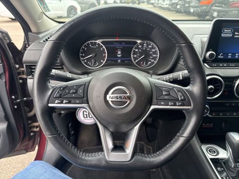 Used 2022 Nissan Sentra SV w/ All-Weather Package FWD image 13