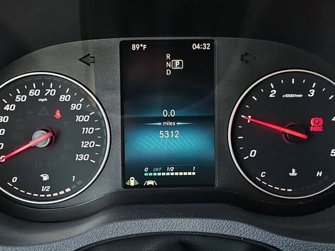 Used 2023 Mercedes-Benz Sprinter 2500 image 29