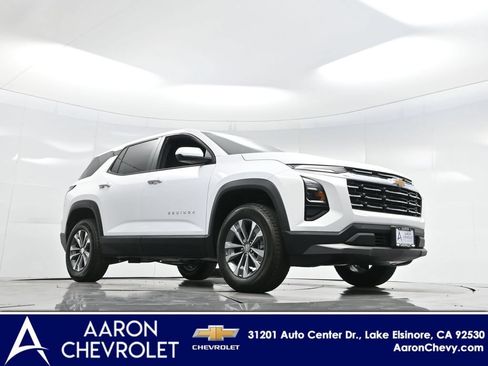 New 2026 Chevrolet Equinox LT AWD/4WD image 2