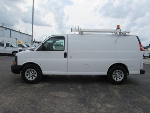 Used 2014 Chevrolet Express 1500 RWD image 6