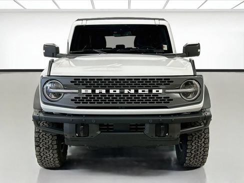 Used 2024 Ford Bronco Badlands AWD/4WD image 2