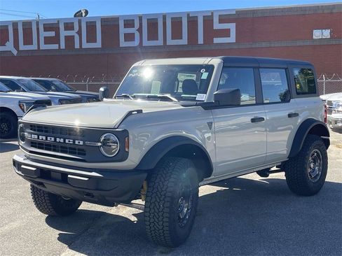 New 2025 Ford Bronco Base w/ Sasquatch Package image 7