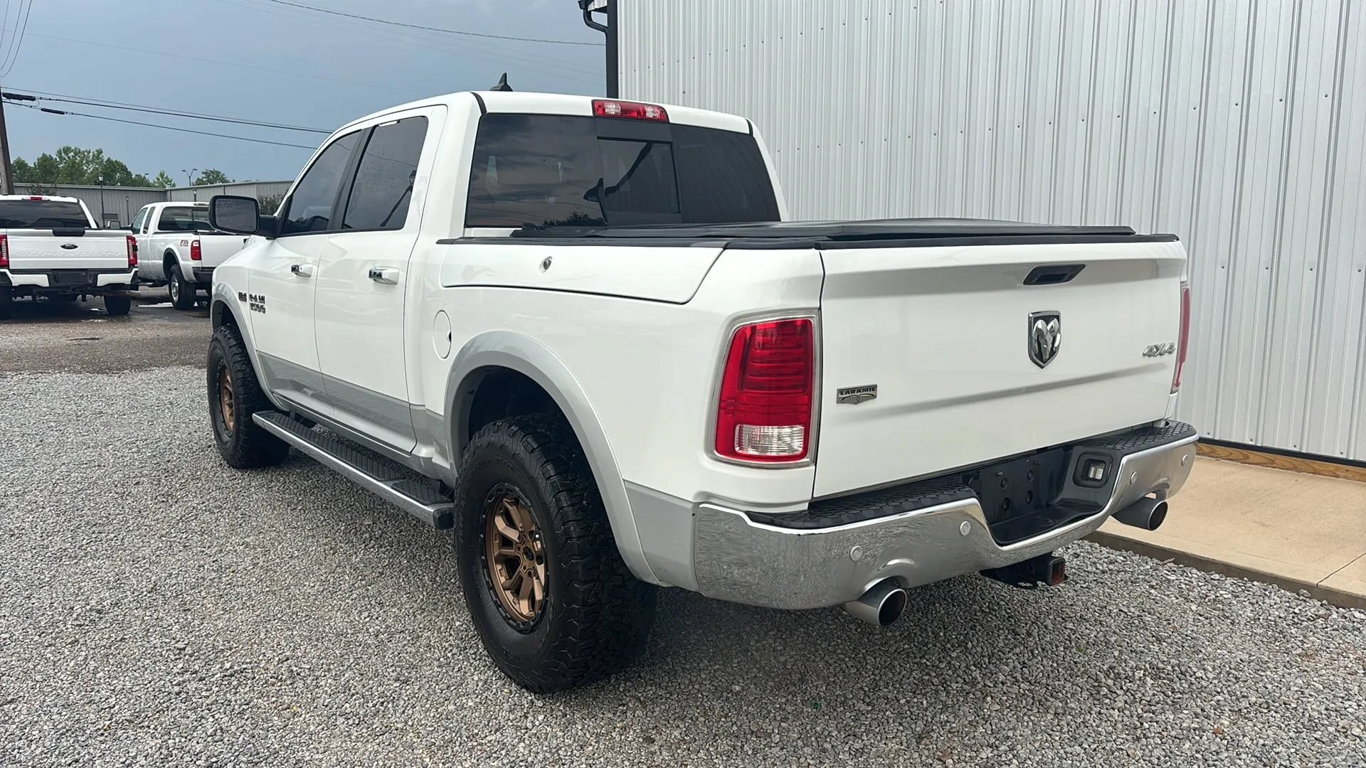 Used 2014 RAM 1500 Laramie w/ Convenience Group AWD/4WD image 3