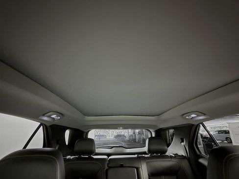 Used 2022 Chevrolet Equinox Premier image 26